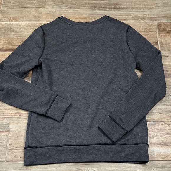 Under Armour Pockets Women's Dark Gray Sweatshirt - EC - Picture 5 of 5